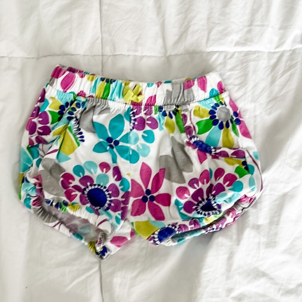 4/$20 floral bubble shorts | Carters | 6 months